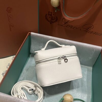 Loro Piana Extra Pocket Pouch L11.5