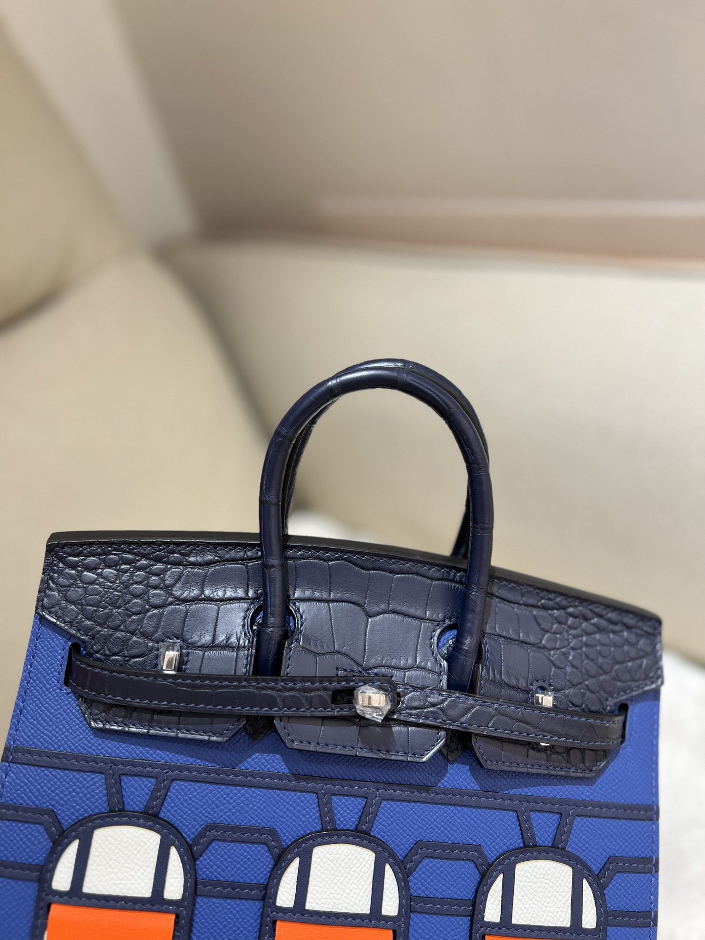 Birkin Faubourg 20 in Noir Crocodile&Blue Epsom - Image 2
