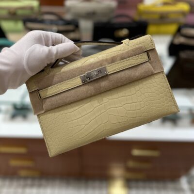 Kelly Pochette in Matte Alligator