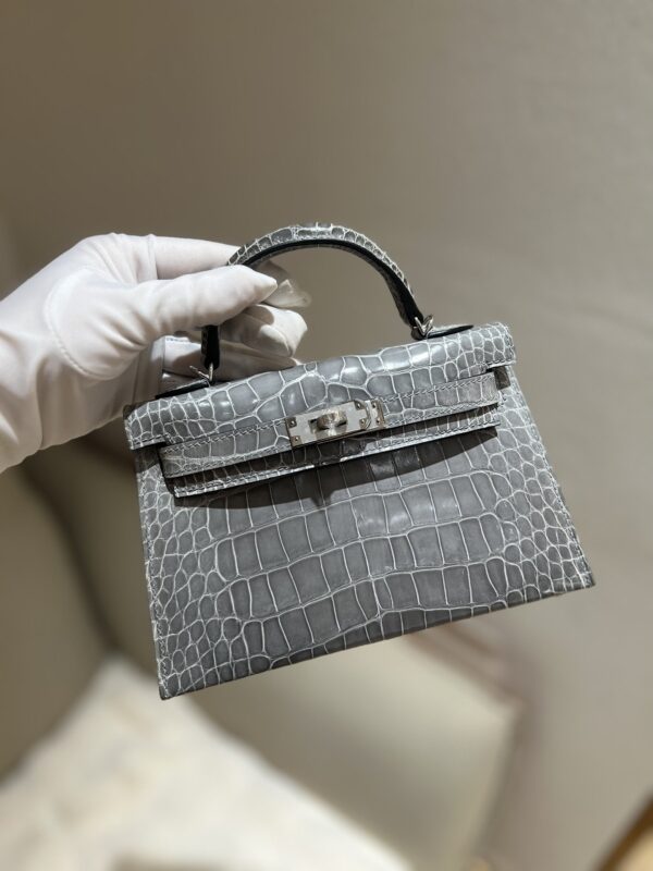 Mini Kelly Shinny Alligator Blue Glacier