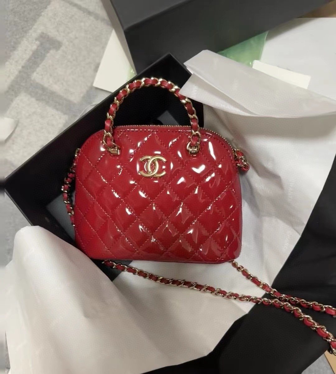 12729.jpg Chanel 23 Shell Bag - Image 1