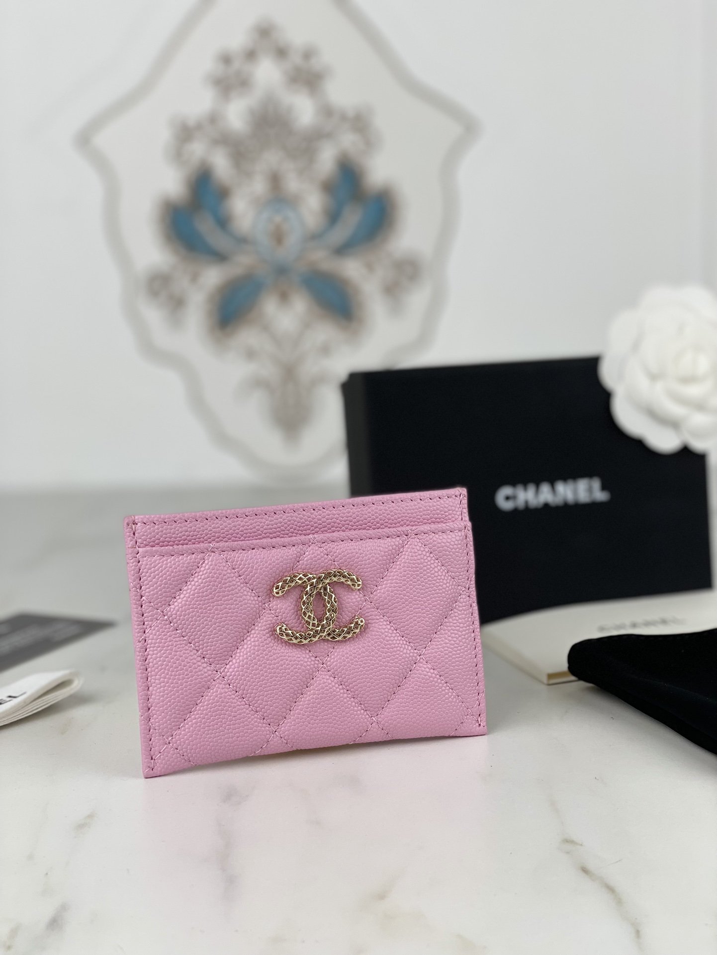 13651.jpg Chanel Small Purse - Image 1