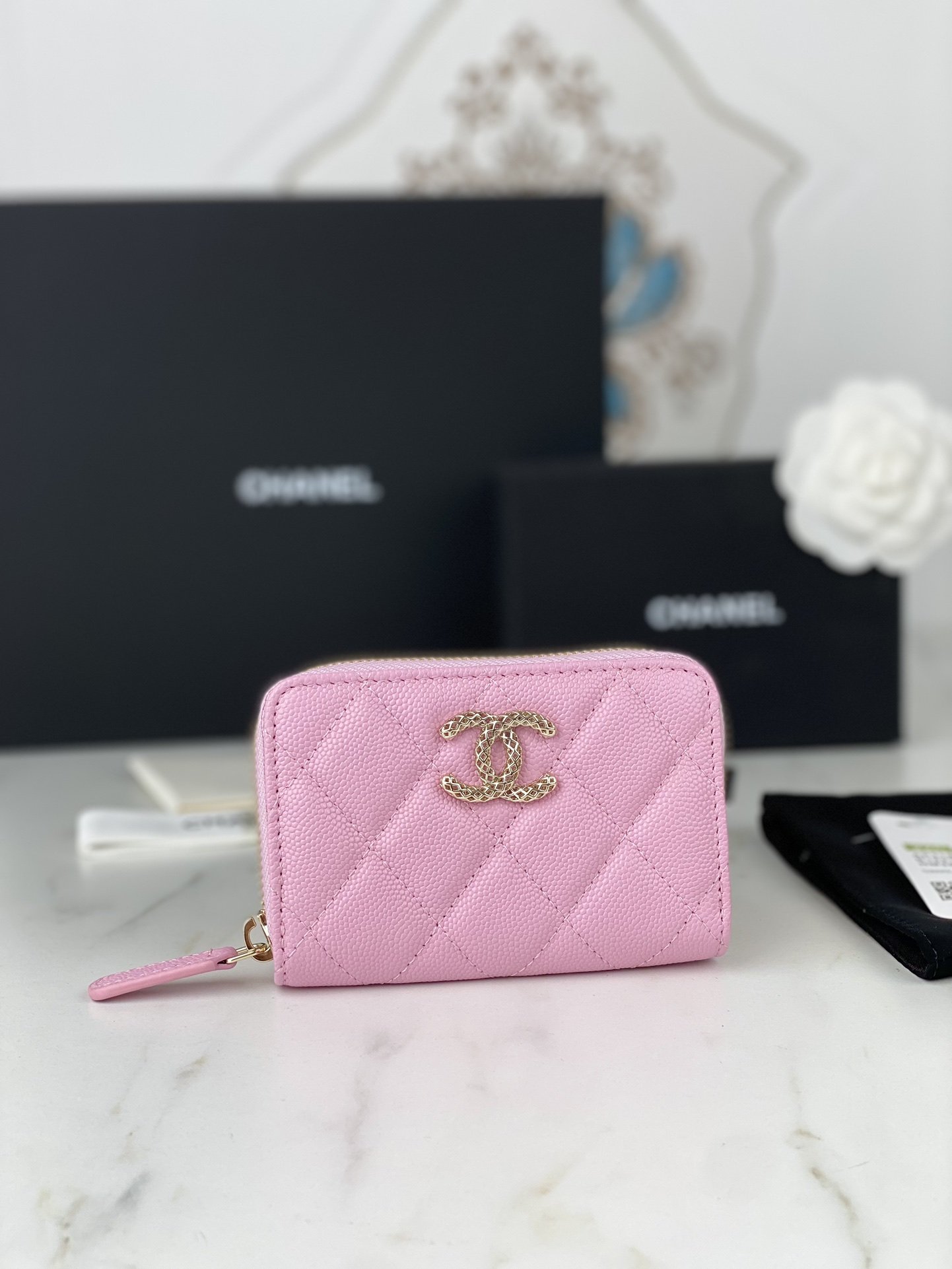 13691.jpg Chanel Card Holders - Image 1