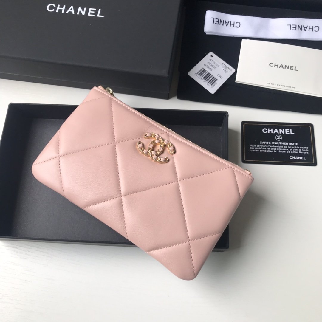 13800.jpg Chanel Small Purse - Image 1