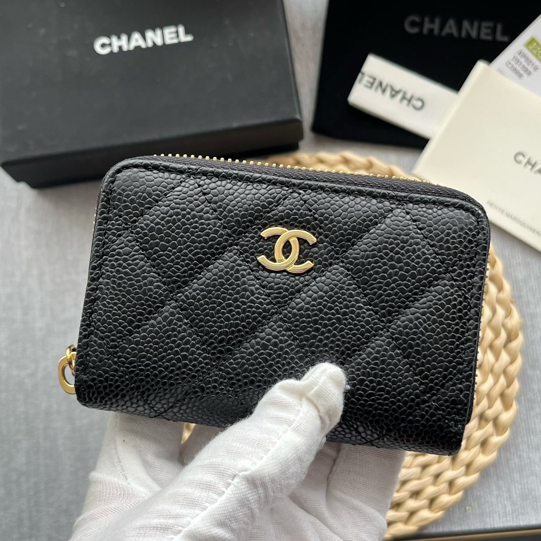 16021.jpg Chanel Zipper Card Holders - Image 1
