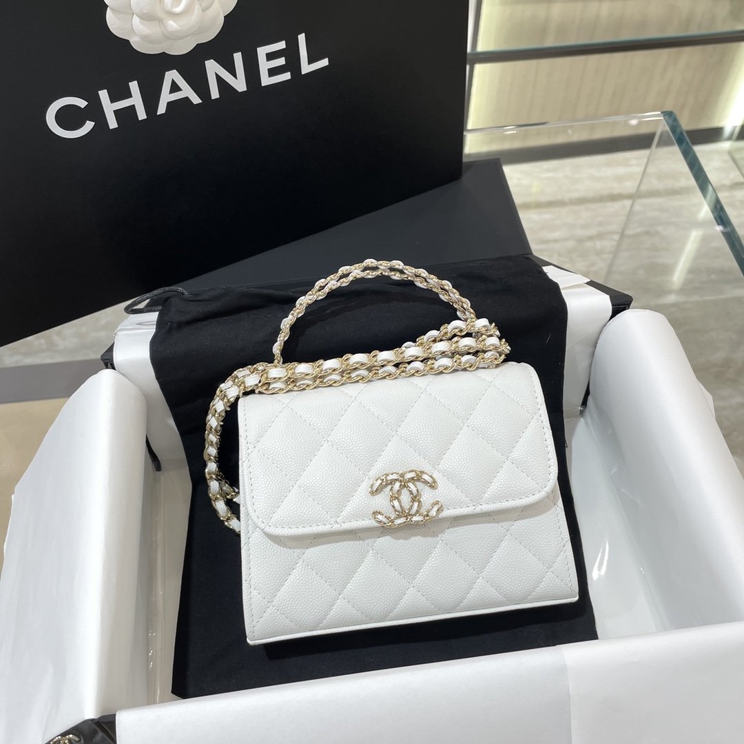 18883.jpg Chanel New 2023 Bag - Image 1