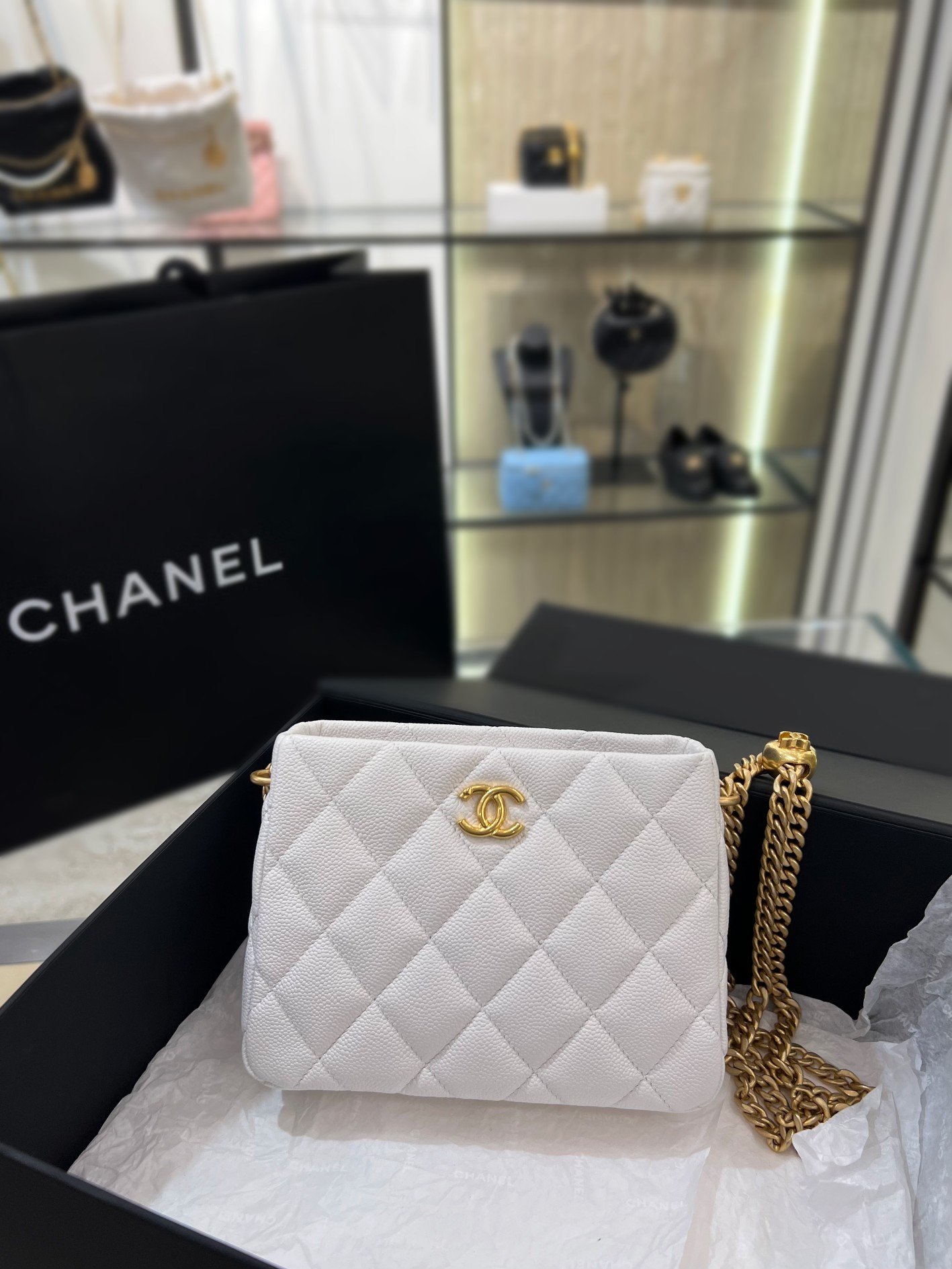 18944.jpg Chanel New 2023 Bag - Image 1