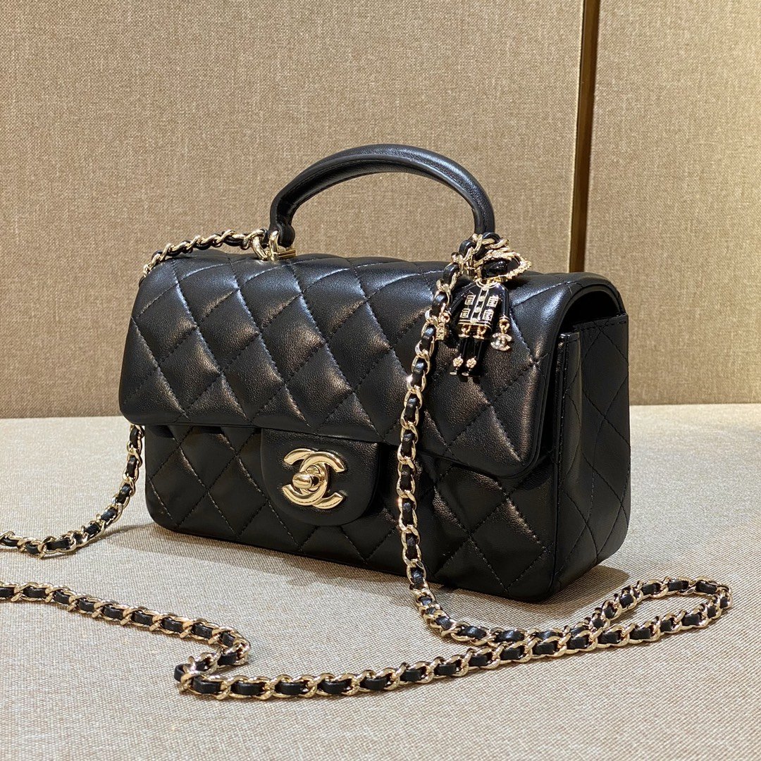 18980.jpg Chanel New 2023 Mini Bag - Image 1