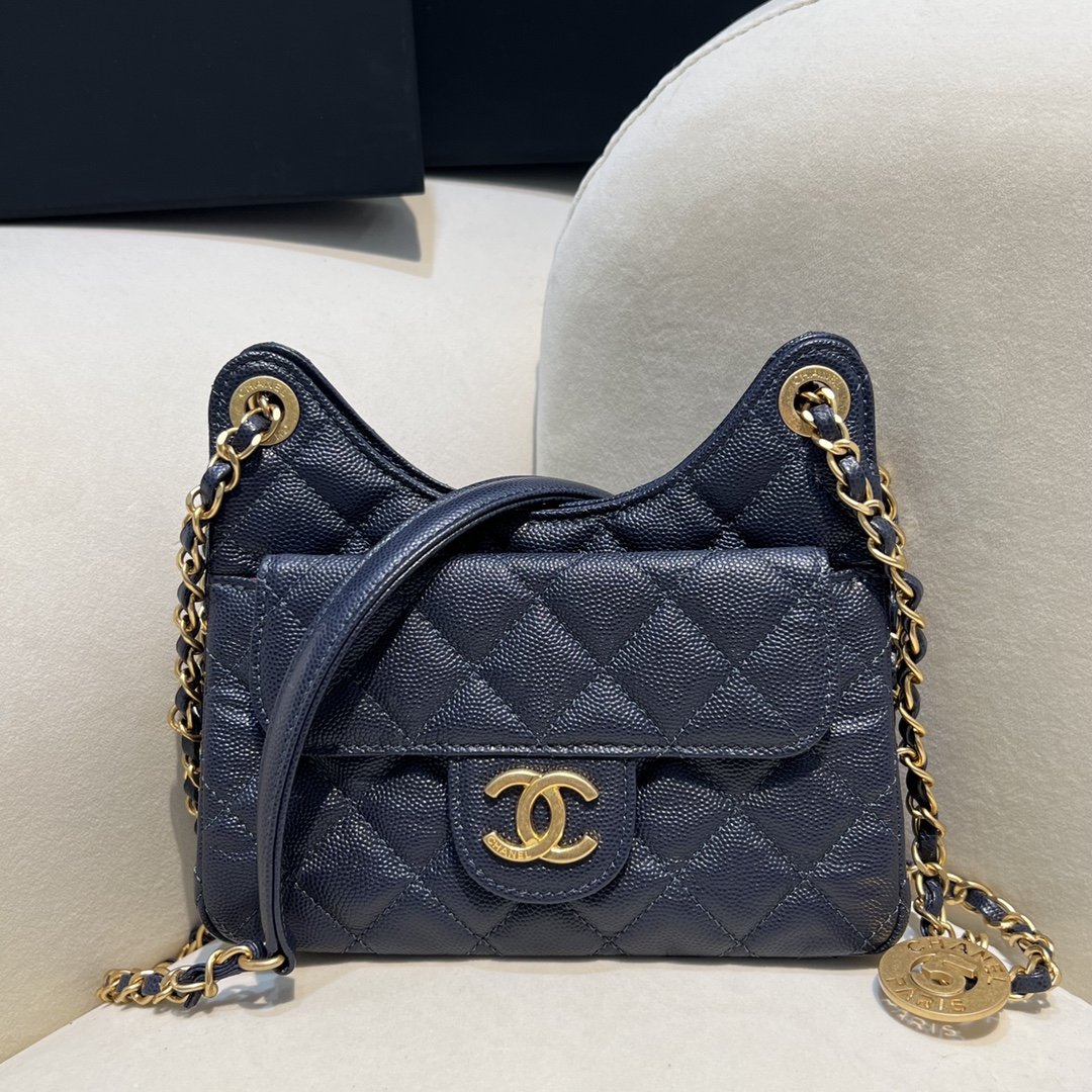 19016.jpg Chanel New 2023 Mini Bag - Image 1