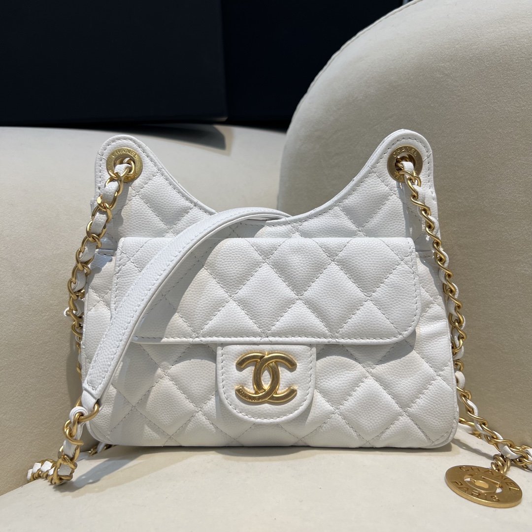 19025.jpg Chanel New 2023 Mini Bag - Image 1