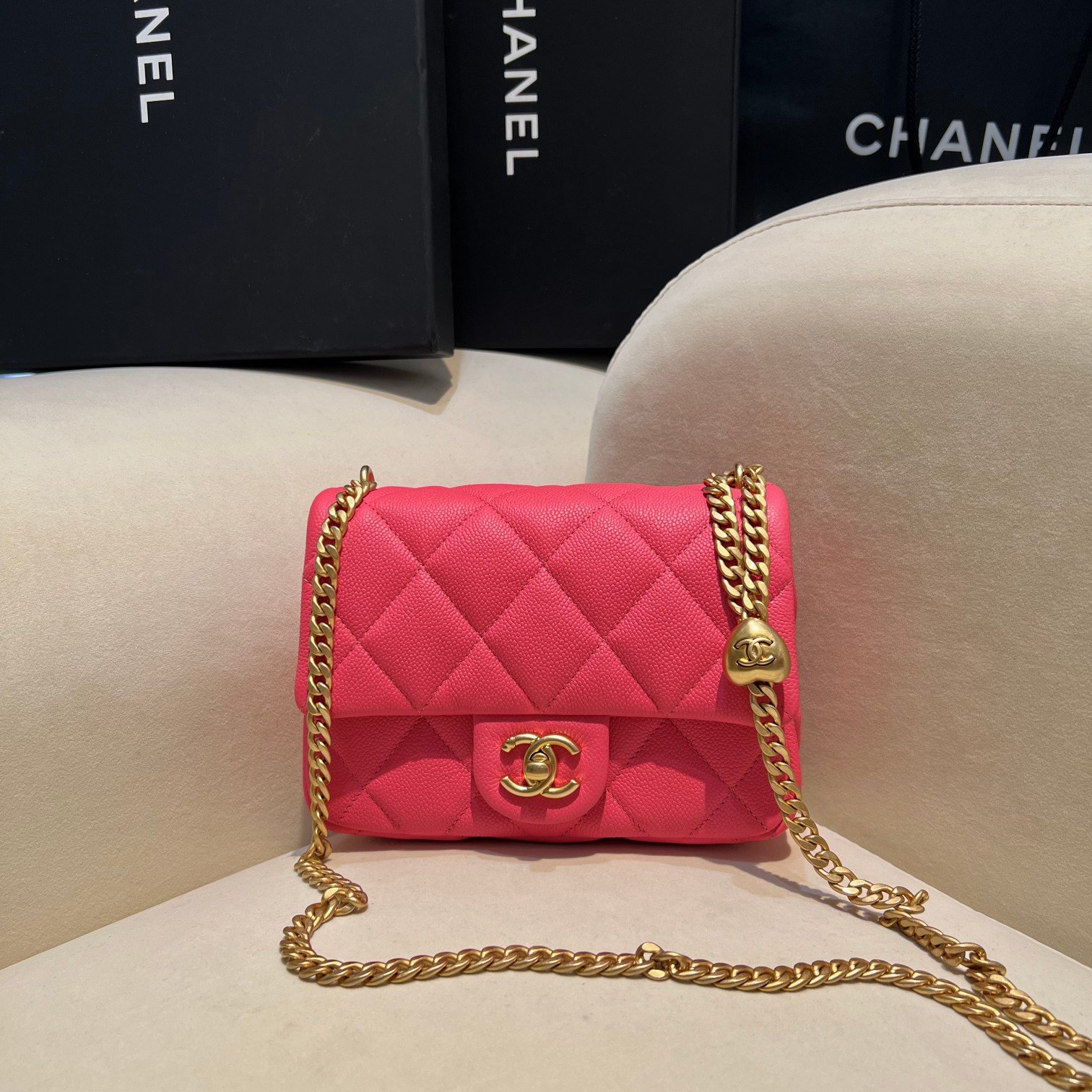 19085.jpg Chanel New 2023 Mini Bag - Image 1
