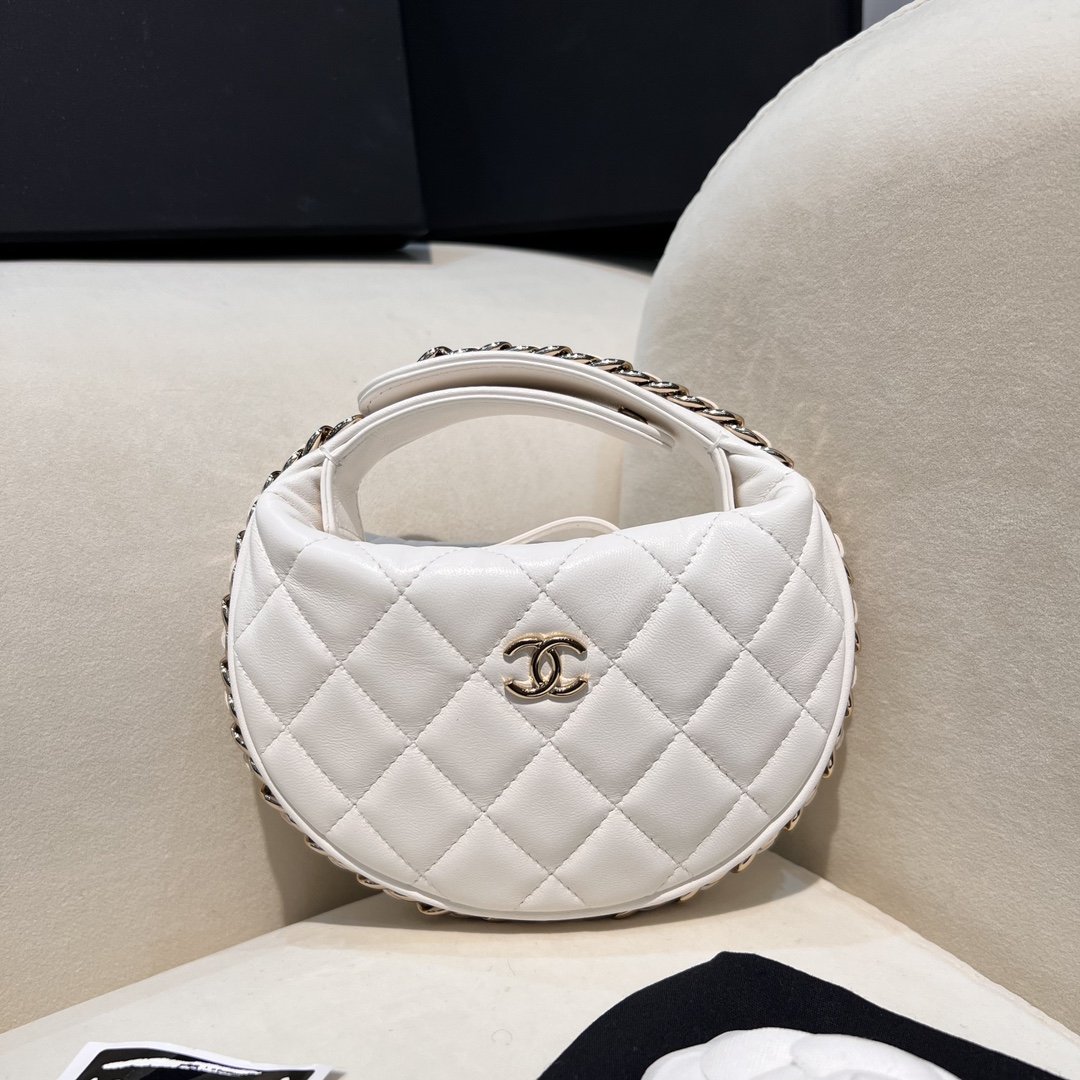 19168.jpg Chanel Mini Bag - Image 1