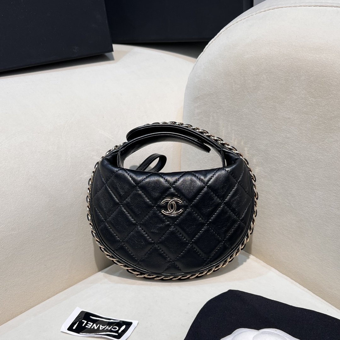 19177.jpg Chanel New 2023 Mini Bag - Image 1