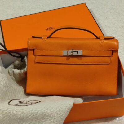 Kelly Pochette Swift PHW