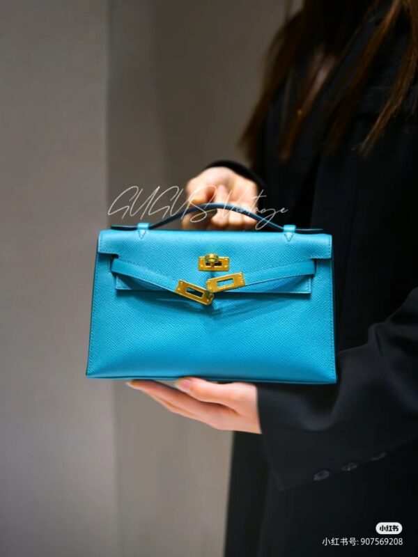 Kelly Pochette Swift