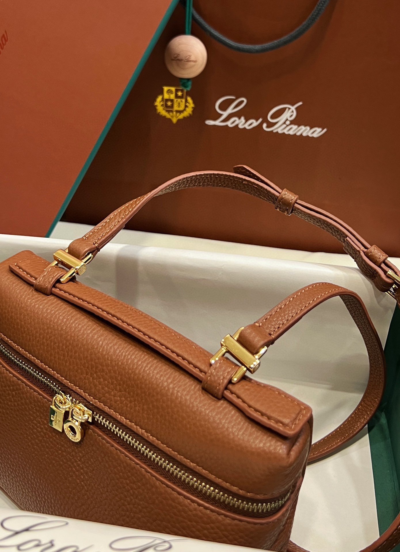 Loro Piana Neo L19 in Golden Brown Leather GHW - Image 8