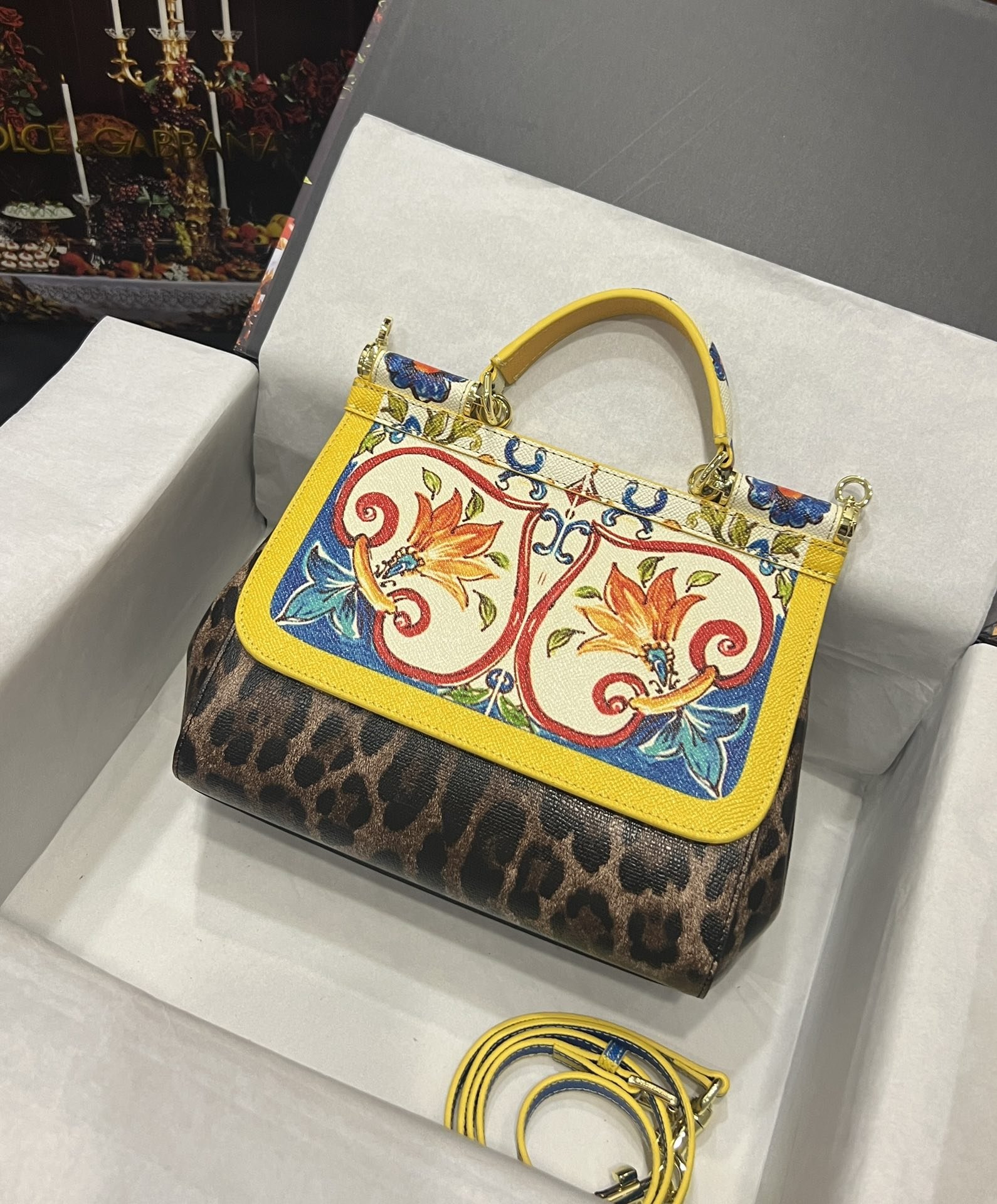Dolce & Gabbana 25 Sicily Bag in Color Printing - Image 4