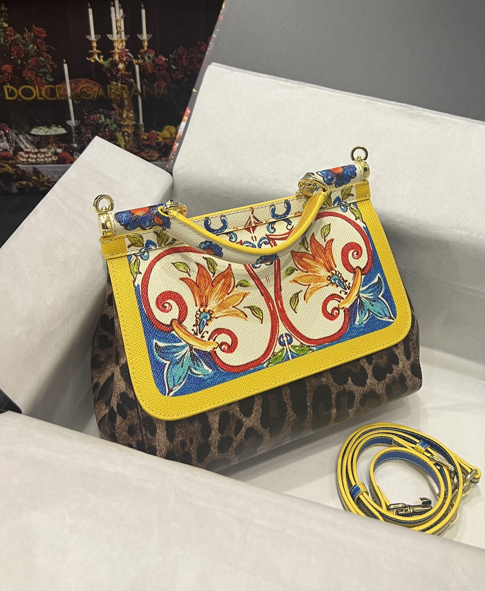 Dolce & Gabbana 25 Sicily Bag in Color Printing - Image 5