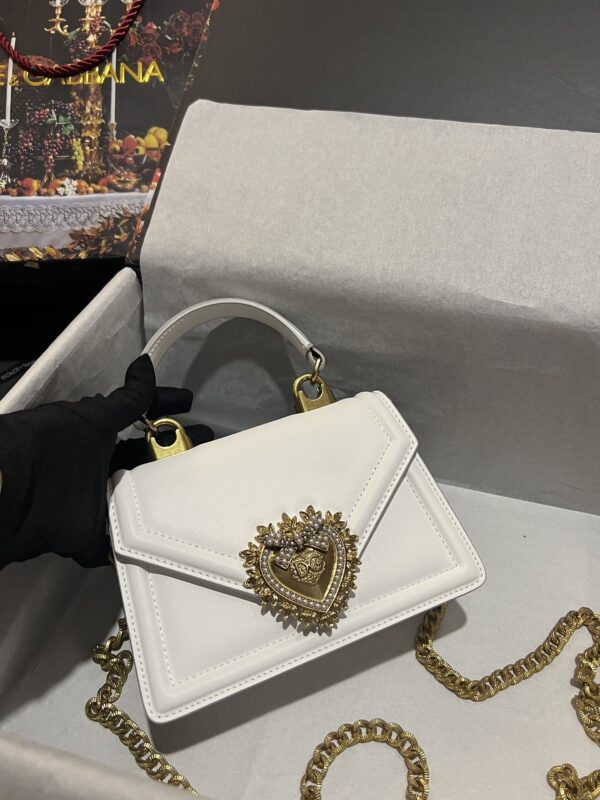 Dolce & Gabbana Heart Bow Chain Handbag