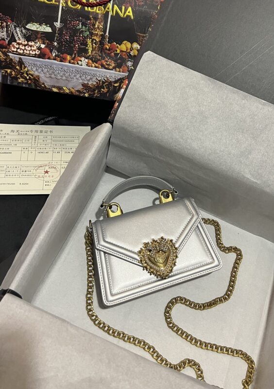 Dolce & Gabbana Heart Bow Chain Handbag