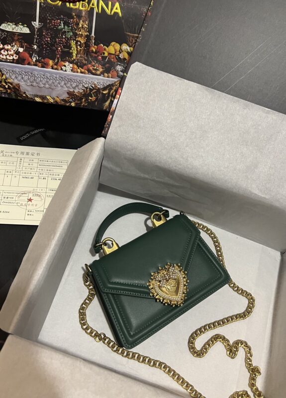 Dolce & Gabbana Heart Bow Chain Handbag