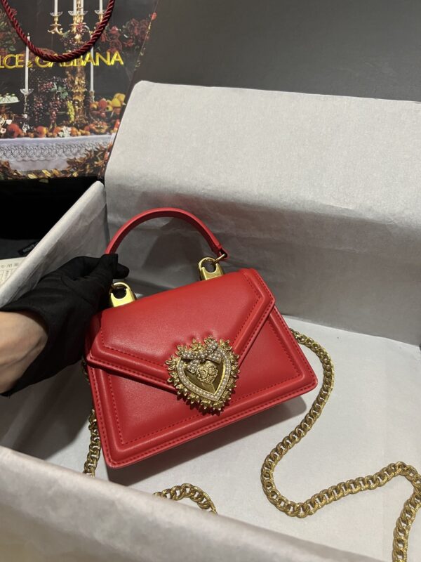Dolce & Gabbana Heart Bow Chain Handbag