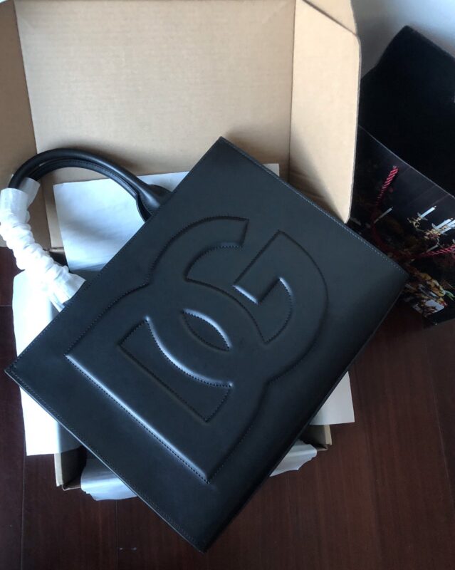 Dolce & Gabbana 37 Shopping Bag