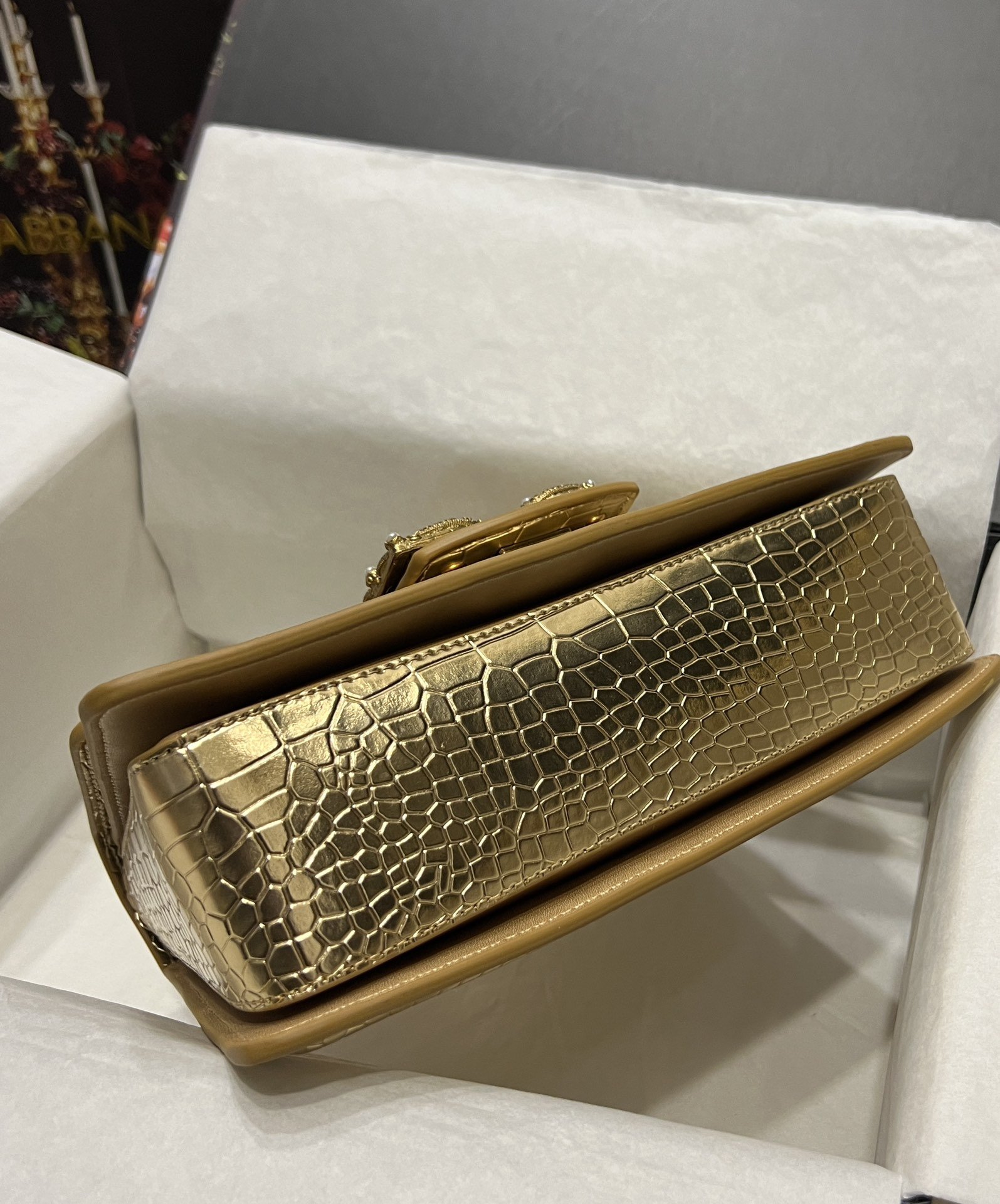 Dolce & Gabbana 27 Amore Bag in Crocodile Pattern - Image 4