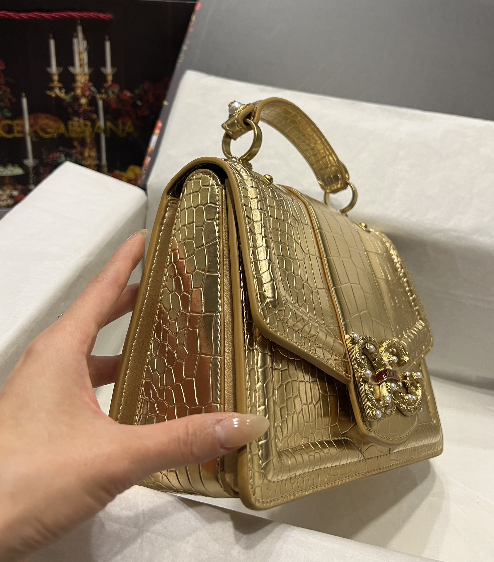 Dolce & Gabbana 27 Amore Bag in Crocodile Pattern - Image 9