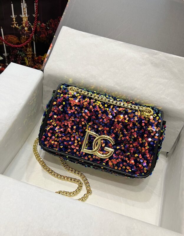 Dolce & Gabbana DG Logo Chain Bag