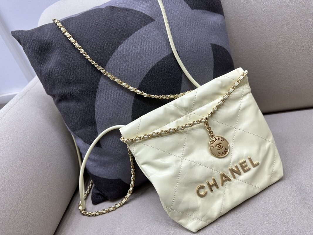 Chanel 23 SS Mini Shopping Bag