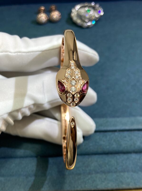 Snake bracelet, rose gold