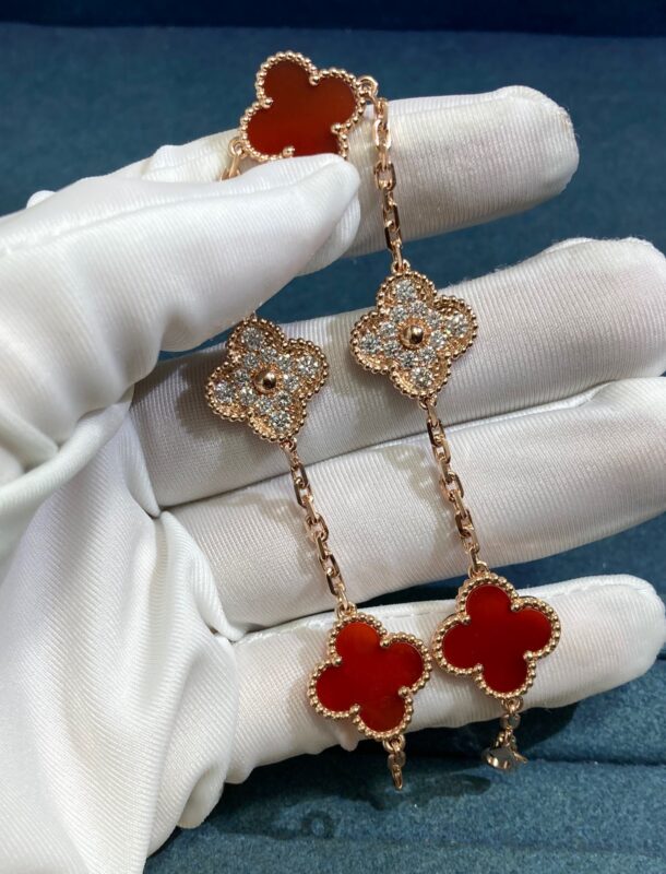 Cartier Carnelian Clover Bracelet with Diamonds and Carnelian, Rose Gold