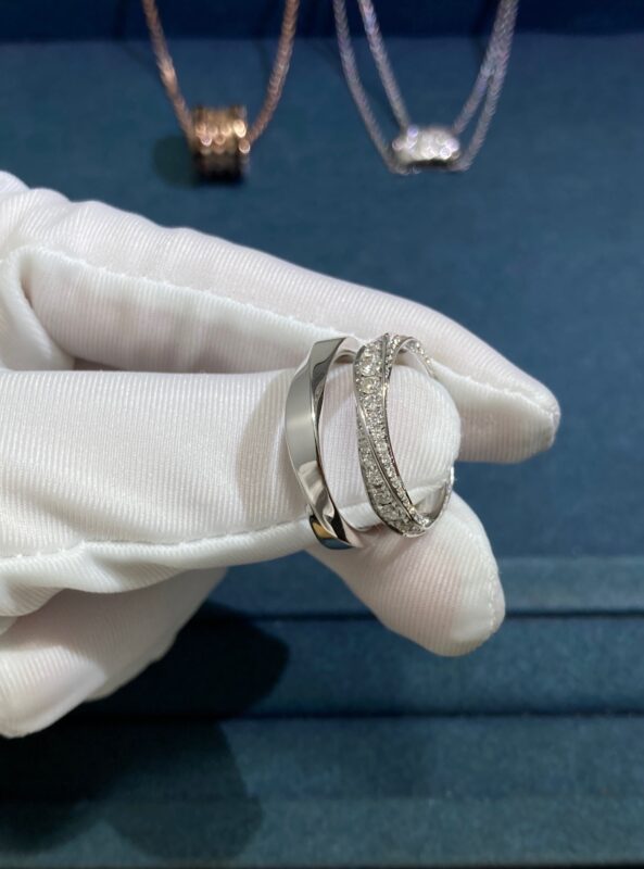 Spiral Ring, White Gold