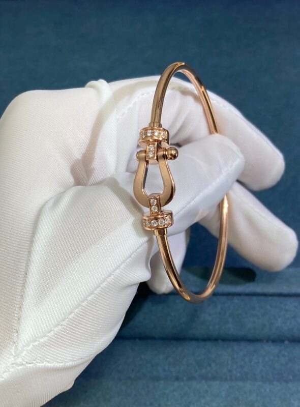 Force 10 Horseshoe Clasp Bracelet with Diamonds, Rose Gold