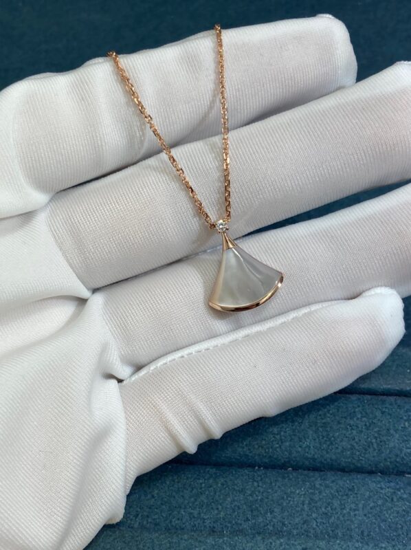 Small White Shell Skirt Necklace, Rose Gold
