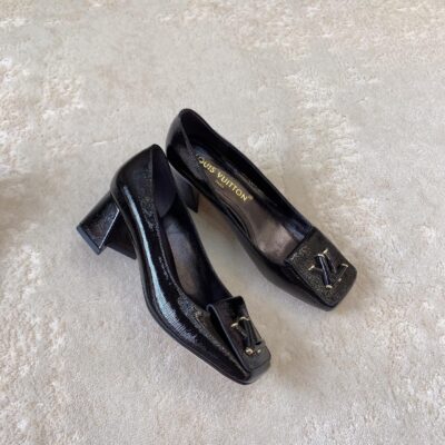 Louis Vuitton New 2023 Shake Shoes