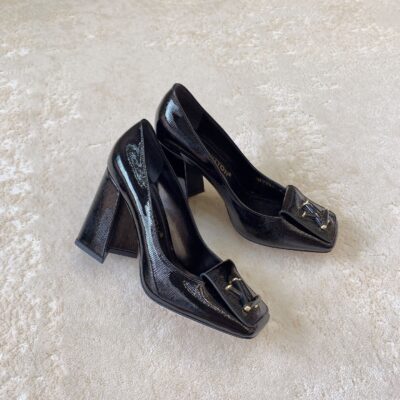 Louis Vuitton New 2023 Shake Shoes