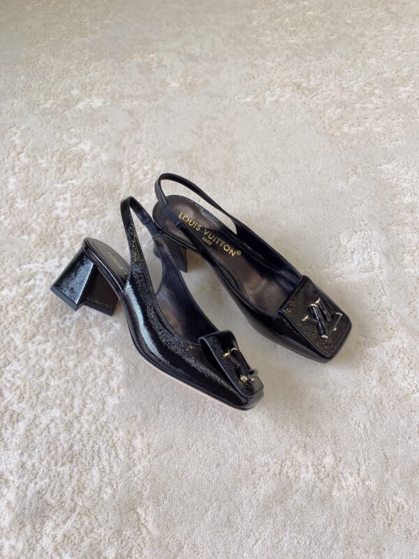 Louis Vuitton New 2023 Shake Shoes