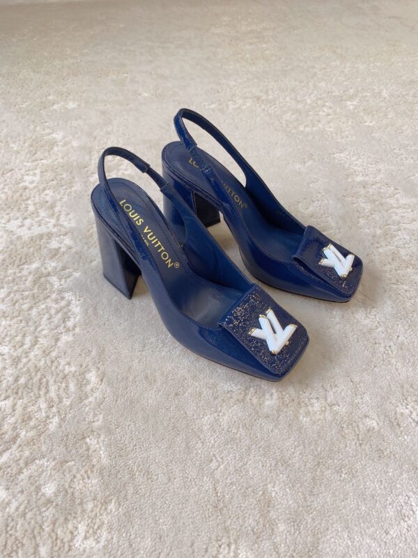 Louis Vuitton New 2023 Shake Shoes