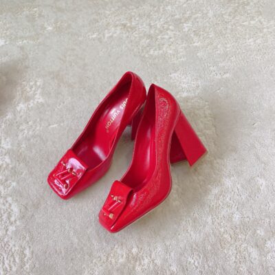 Louis Vuitton New 2023 Shake Shoes