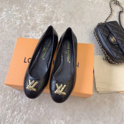 Louis Vuitton New 2023 Ballet Shoes.