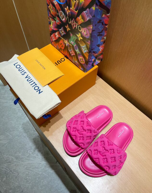 Louis Vuitton Sandals