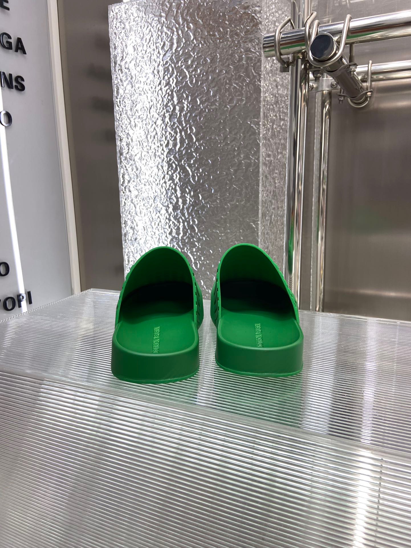 Bottega Veneta Slippers - Image 8