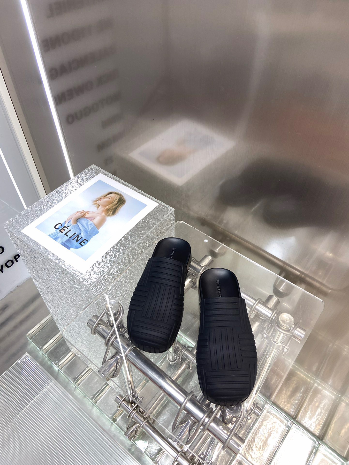 Bottega Veneta Slippers - Image 3