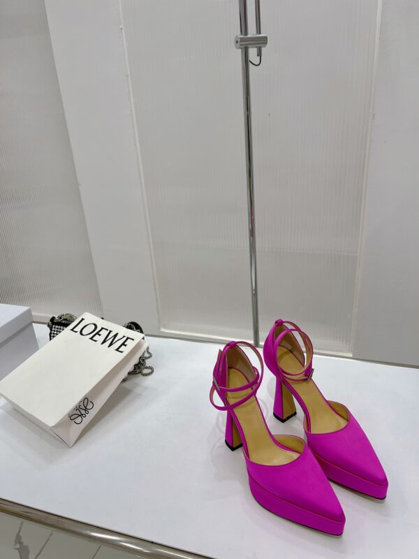 Mach & Mach High-heels