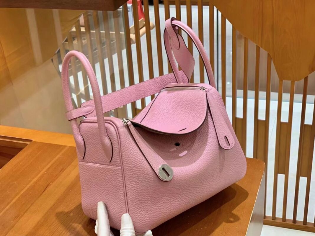 Lindy 26 Rose Sakura Clemence