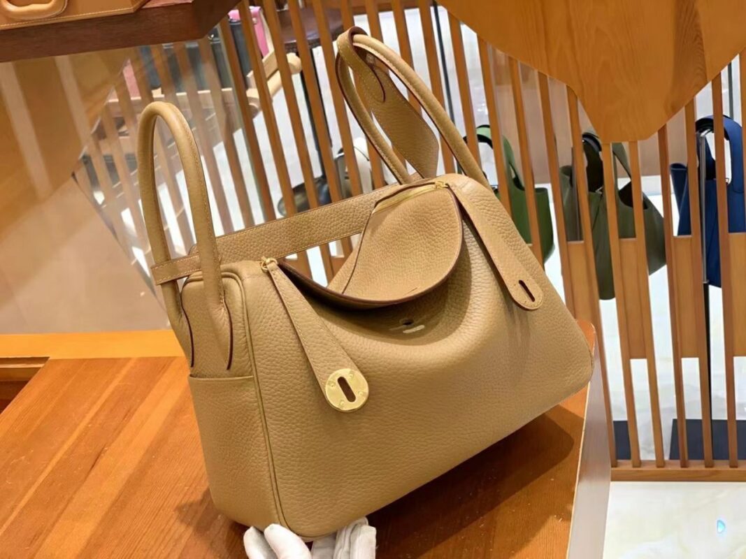 Lindy 26 Chai Clemence