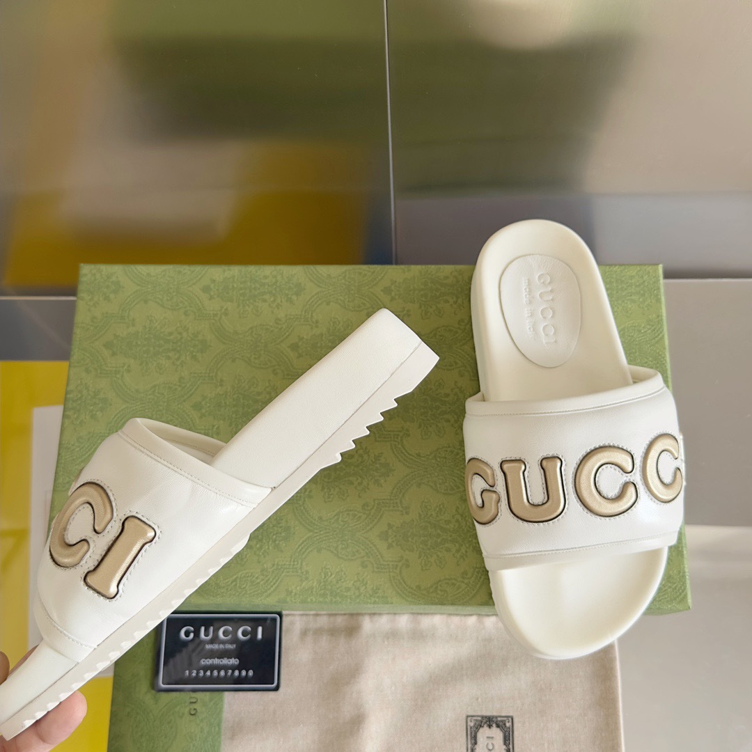 Gucci Slippers Couple Models - Image 2