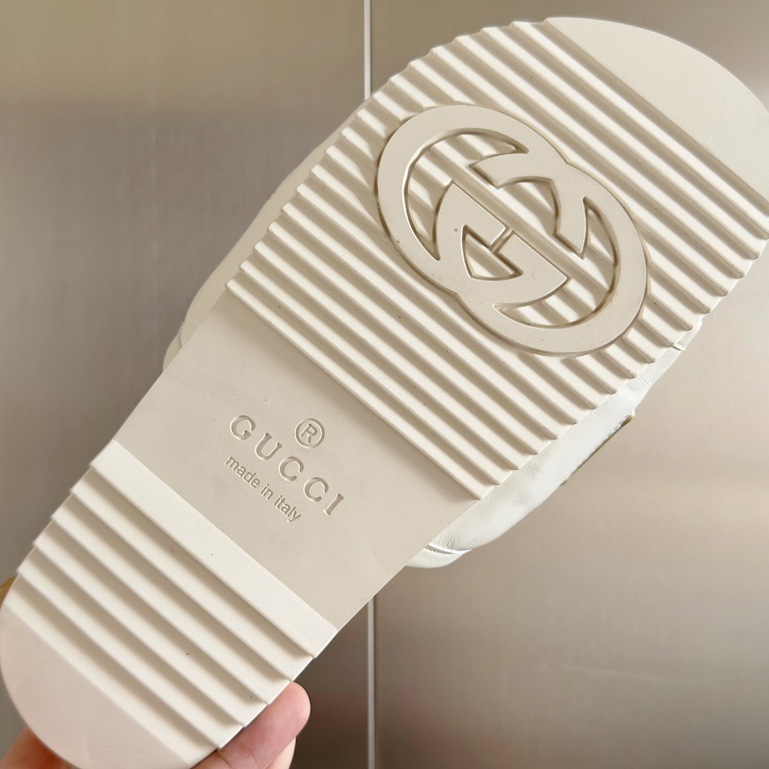 Gucci Slippers Couple Models - Image 9